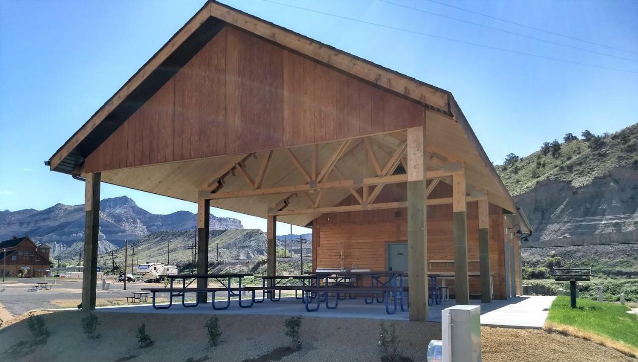 Castle Gate Rv Park Hotel Helper Exterior foto